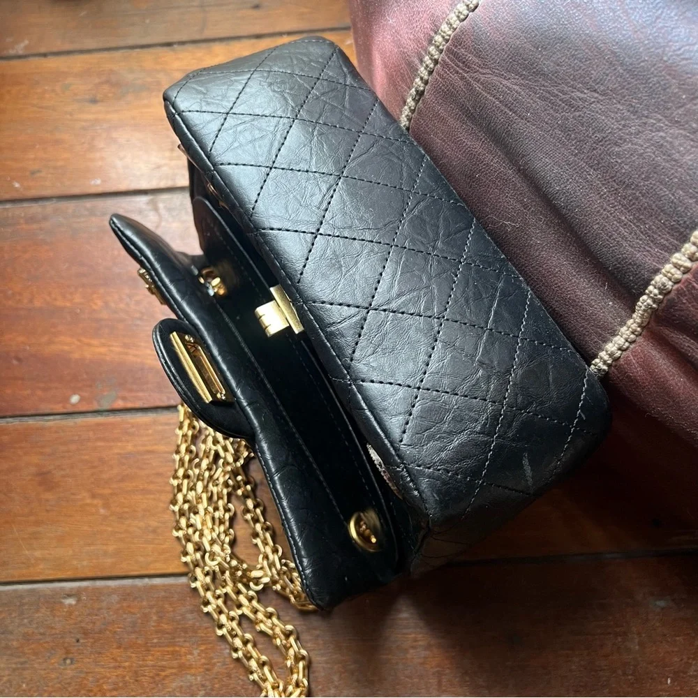 Rare CHANEL Casino Charm Black Quilted Bag with Gold Chain - Picture 9 of 16